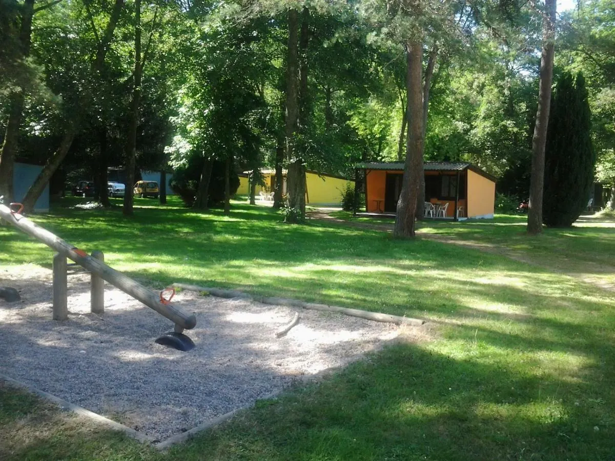 Les Plans Hotel Saint-Clement  Saint-Clement (Allier)