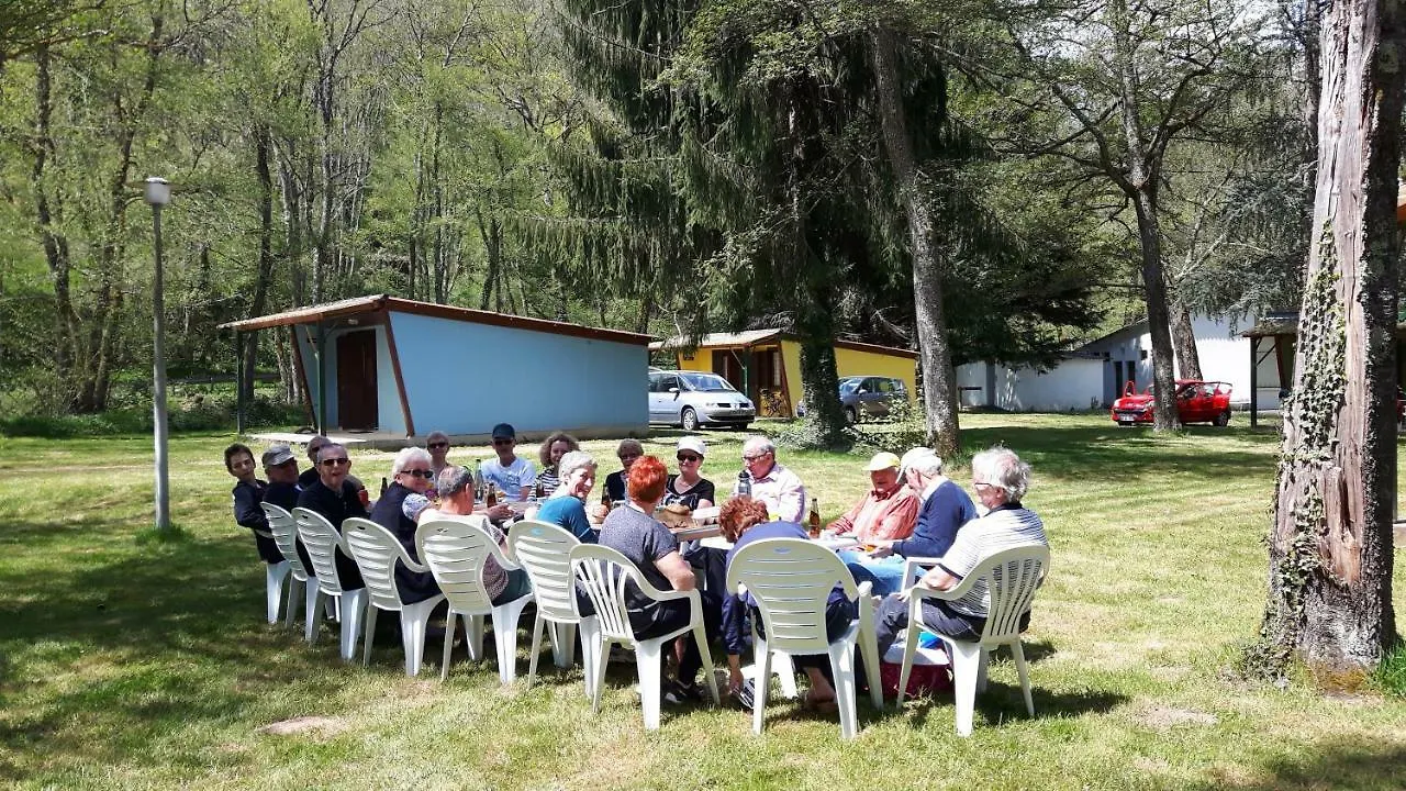Campsite Les Plans Hotel Saint-Clement